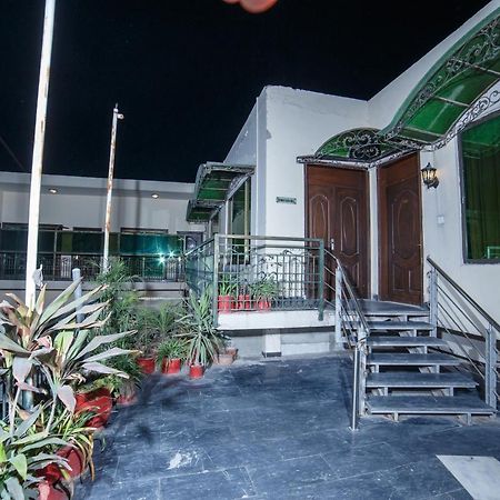 Shelton Accommodator Peşaver Dış mekan fotoğraf